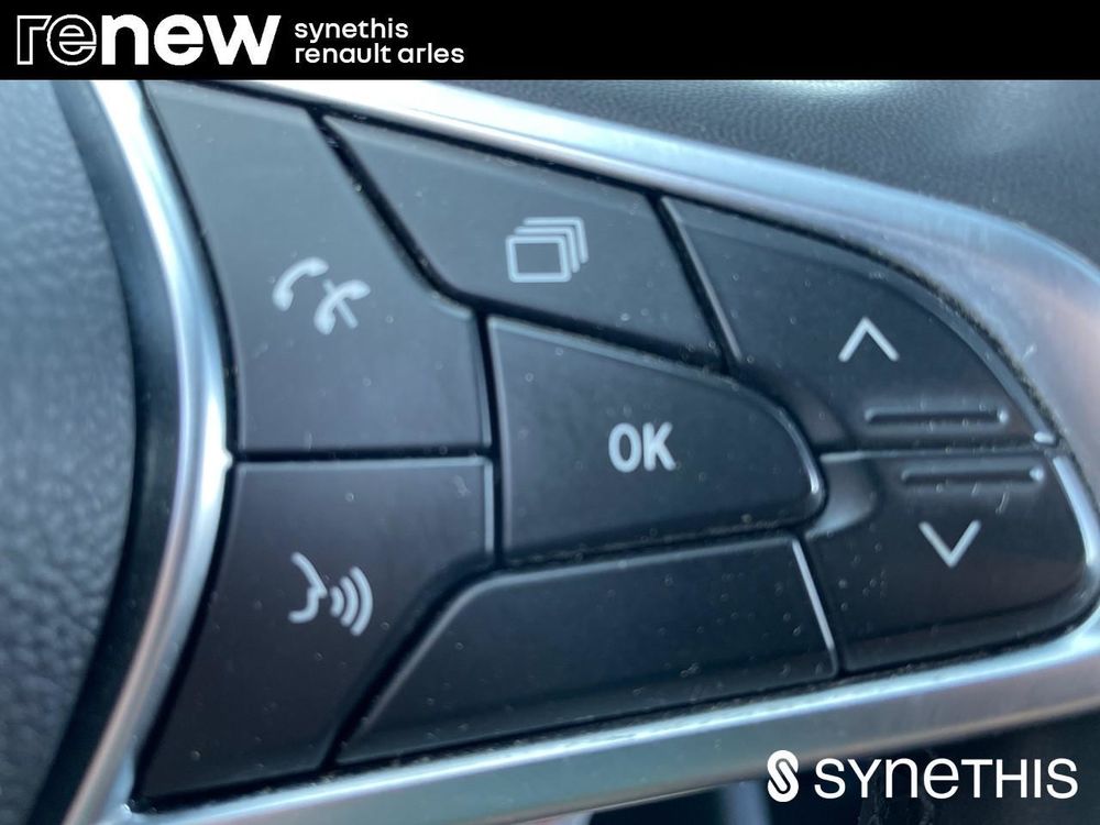 Clio V Clio E-Tech full hybrid 145 Evolution 2023 occasion 13200 Arles