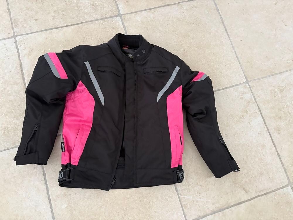 blouson de moto pour femme jamais port&eacute; Vtements