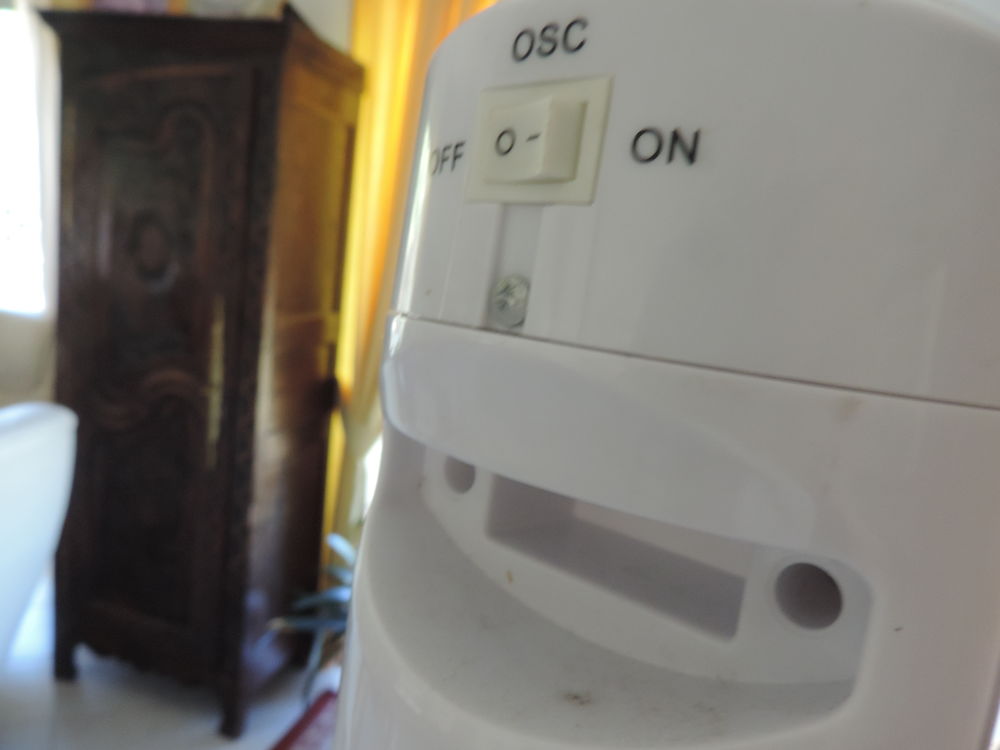 VENTILATEUR A COLONNE AVEC MINUTERIE - 3 VITESSES - Electroménager