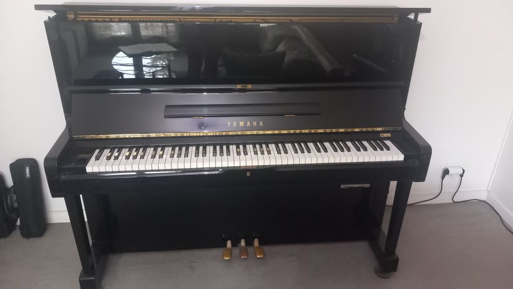 YAMAHA U1 silent (avec syst&egrave;me silencieux) Instruments de musique