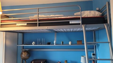 Lit mezzanine 90X200 en m�tal avec bureau, �chelle + �tag�re 60 Longjumeau (91)