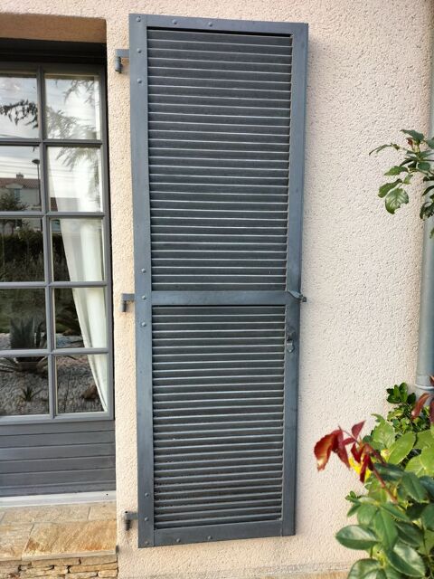 VOLETS PERSIENNES EN BOIS 50 Loireauxence (44)