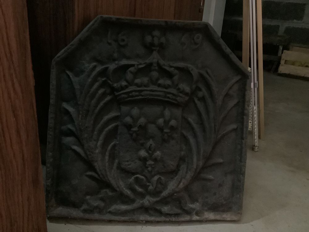 Plaque de chemin&eacute;e tr&egrave;s ancienne Décoration