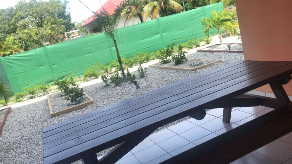 table/bancs ext&eacute;rieur en bois de Guyane Meubles