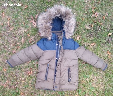 doudoune hiver 4 / 5 ans C&A 10 Beauchamp (95)