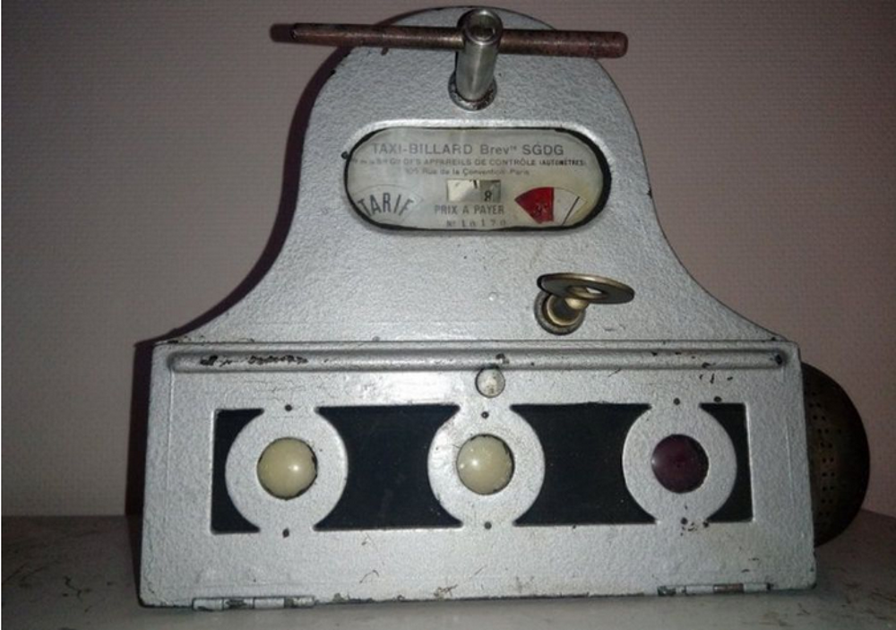 Recherche horloge billard ancien pour d&eacute;co Consoles et jeux vidéos