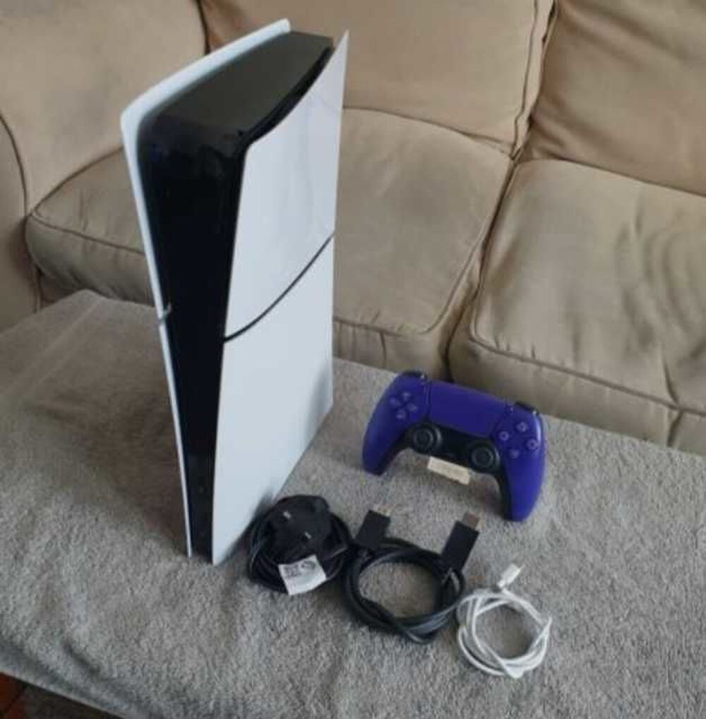 ps5 slim Consoles et jeux vidéos