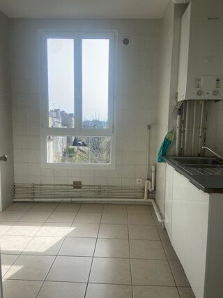  Appartement à louer 4 pièces 63 m²