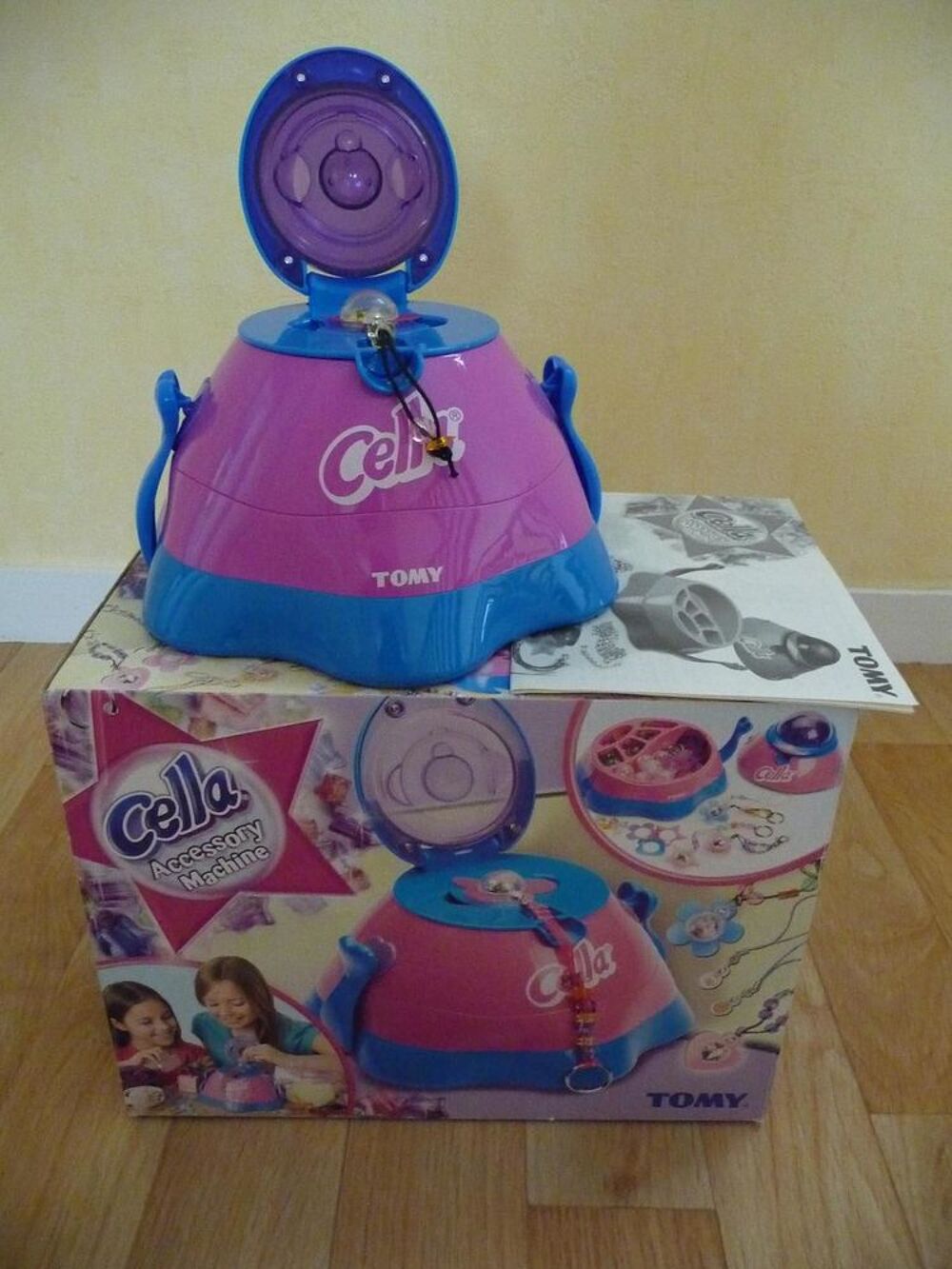 Cella Accessory Machine - NEUVE Jeux / jouets