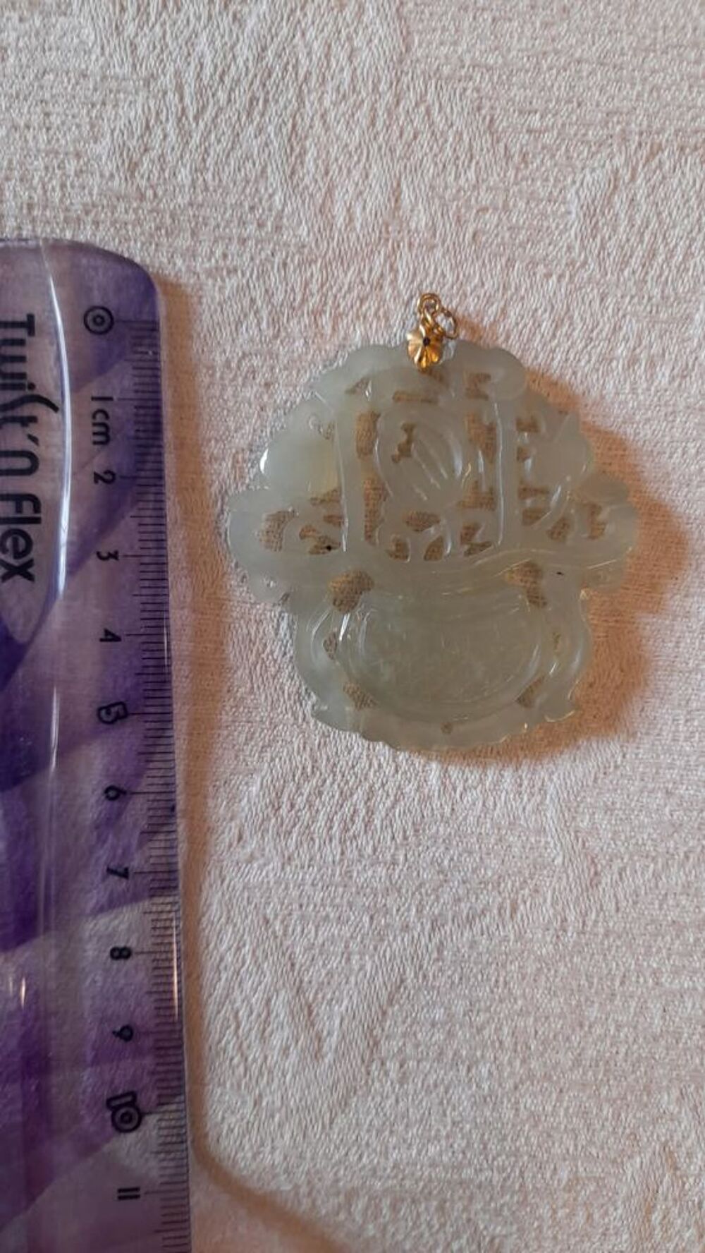 Pendentif ancien en jade Bijoux et montres