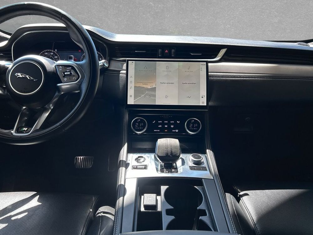 F-PACE F-Pace 2.0 - P400e PHEV AWD BVA8 R-Dynamic S 2021 occasion 69007 Lyon