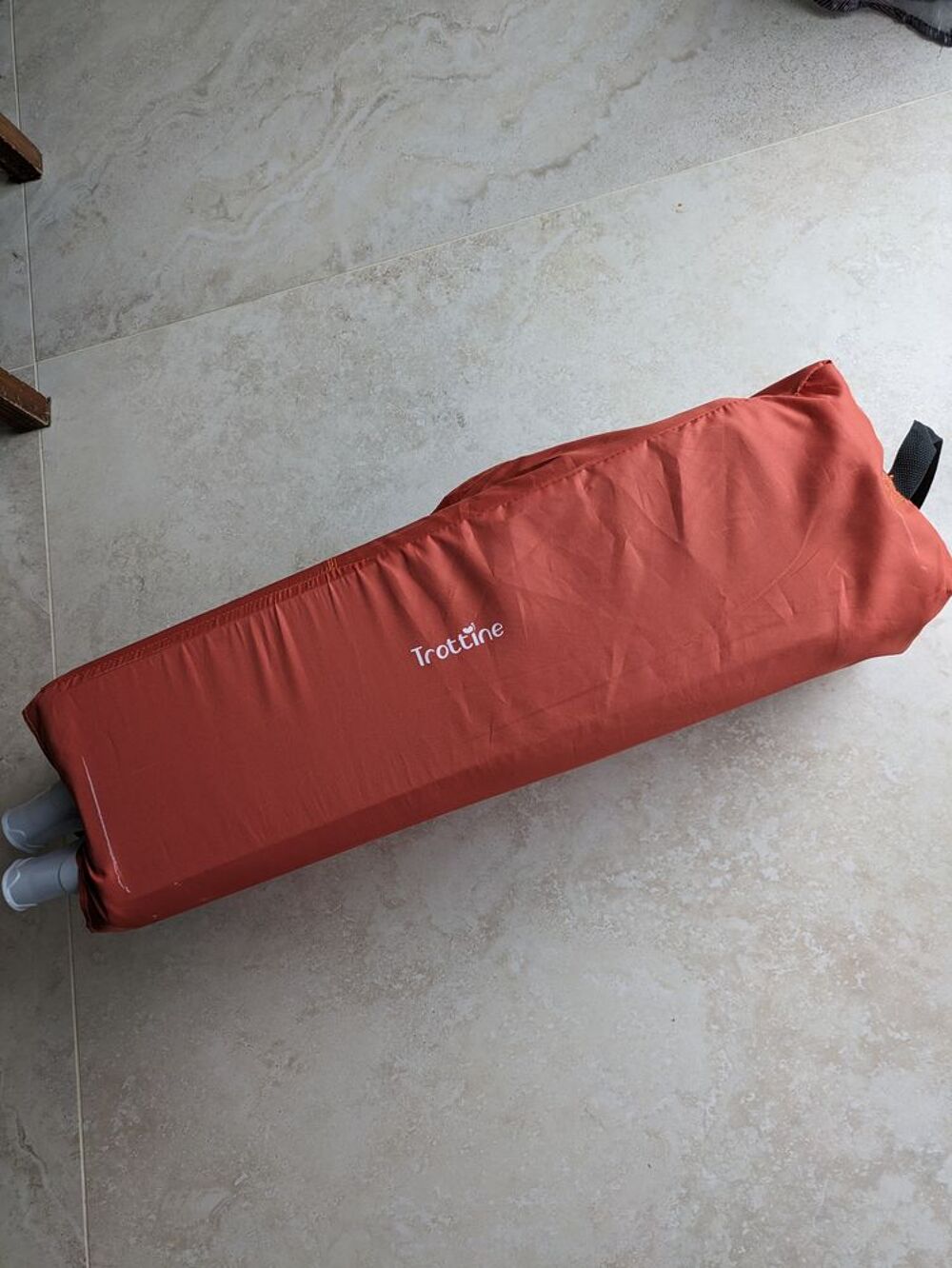 Lit parapluie + matelas Puériculture