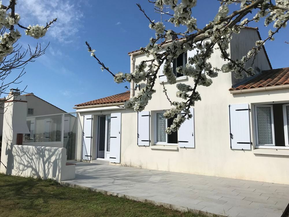   villa 300m plage 10 couchages 4 chambres
Pays de la Loire, Saint-Vincent-sur-Jard (85520)