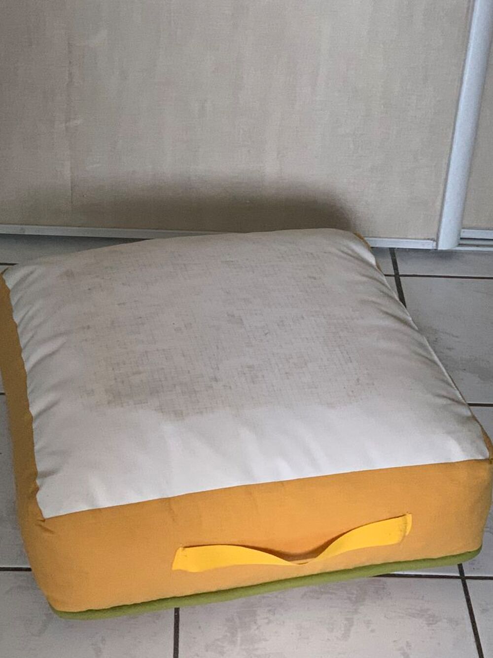 Pouf Coussin sol carr&eacute; motif exotique Décoration
