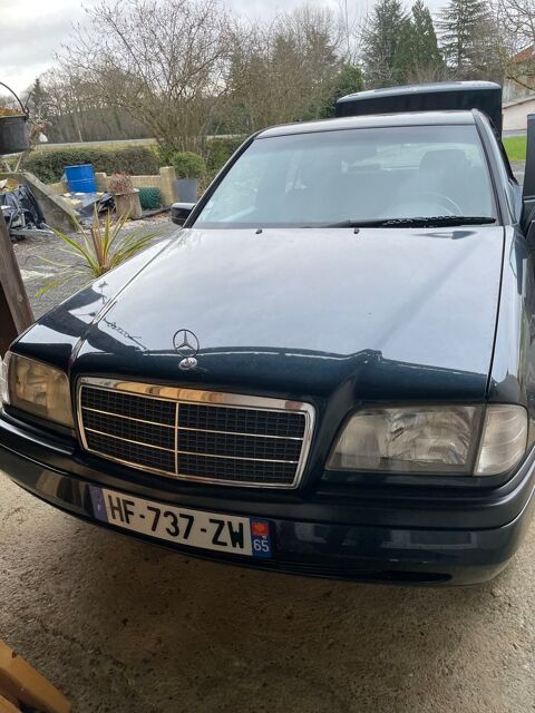 Mercedes 190 E 2.0 1996 occasion R&eacute;jaumont 65300