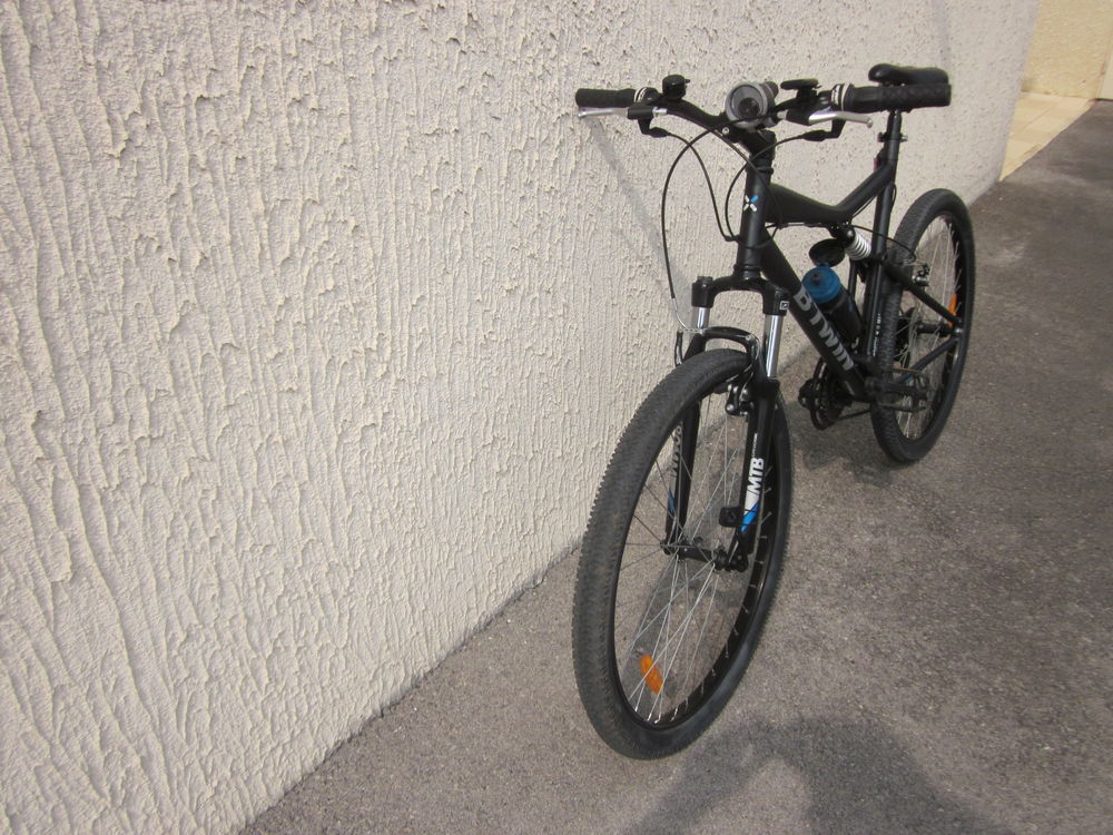 VTT B TWIN 26 POUCES Vélos