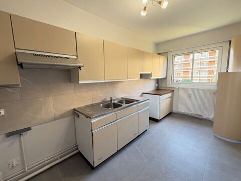  Appartement � louer 4 pi�ces 83 m�