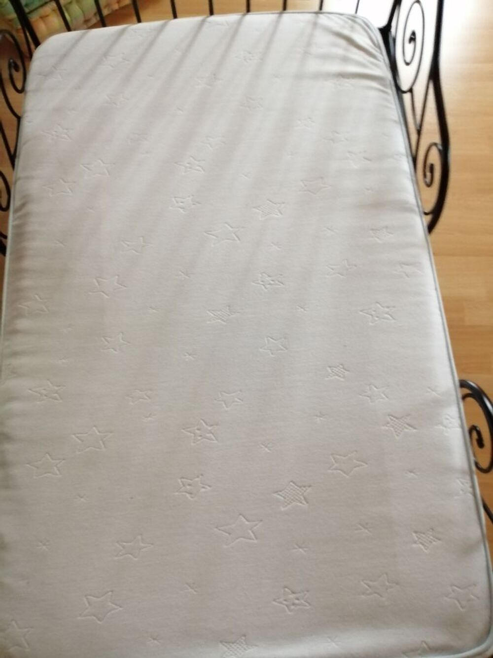 LIT ENFANT + MATELAS Mobilier enfants