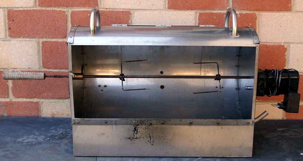 R&ocirc;tissoire de barbecue ou chemin&eacute;e Jardin