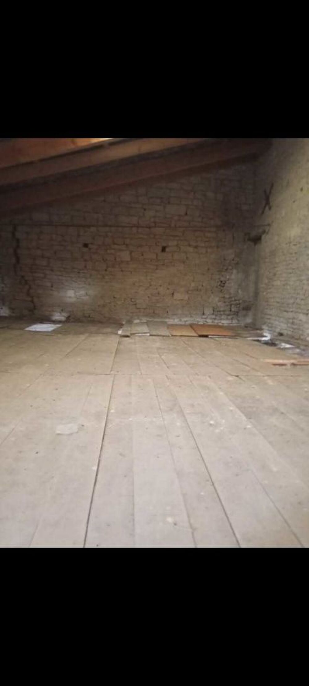 Location Remise/Grange ***Box à   louer*** Anais