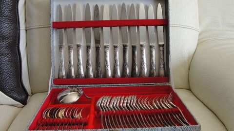 M�nag�re m�tal argent� 80 Six-Fours-les-Plages (83)