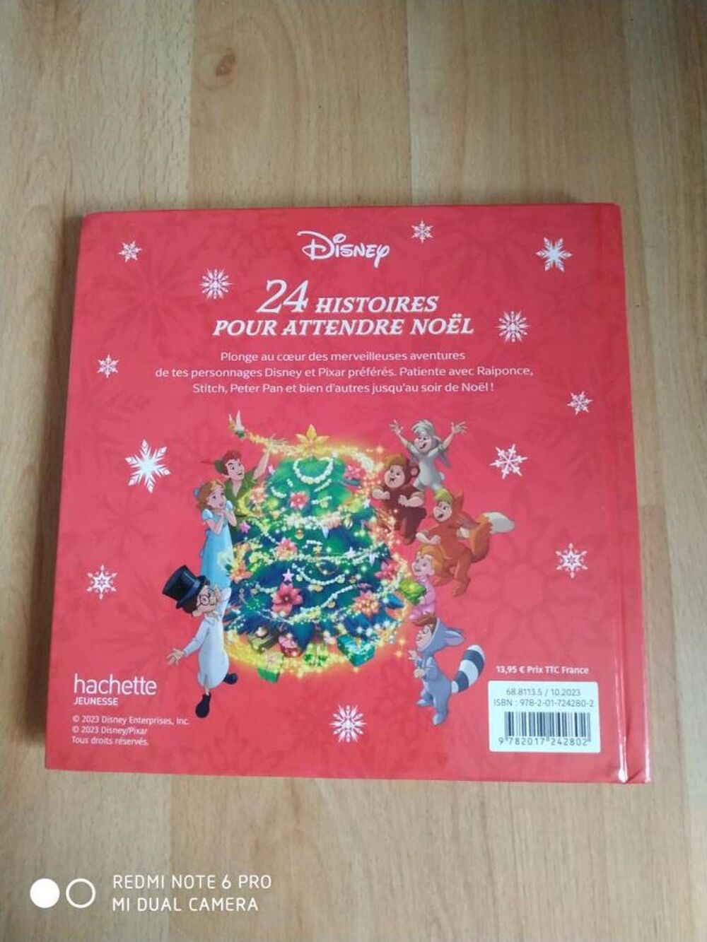 Livre Disney 24 histoires pour attendre No&euml;l (Neuf) Livres et BD