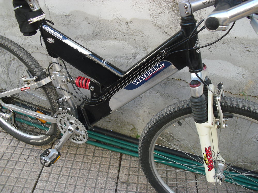 PROPOSE VTT t &eacute;tat neuf aucun frais a pr&eacute;voir Vélos