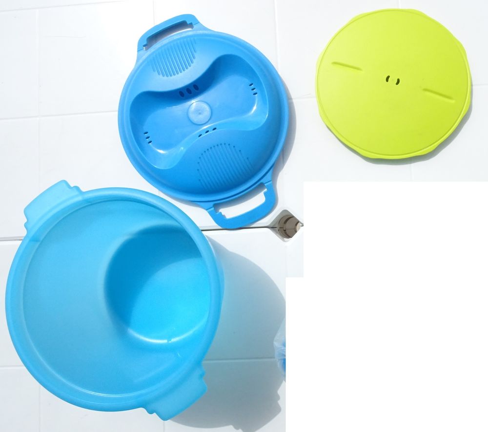 TUPPERWARE -original CUISEUR &Agrave; RIZ BLEU POUR MICRO ONDE Cuisine