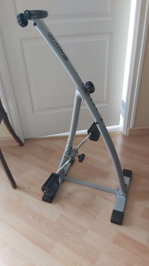 Pedalier pour r��ducation  20 Maisoncelles-du-Maine (53)