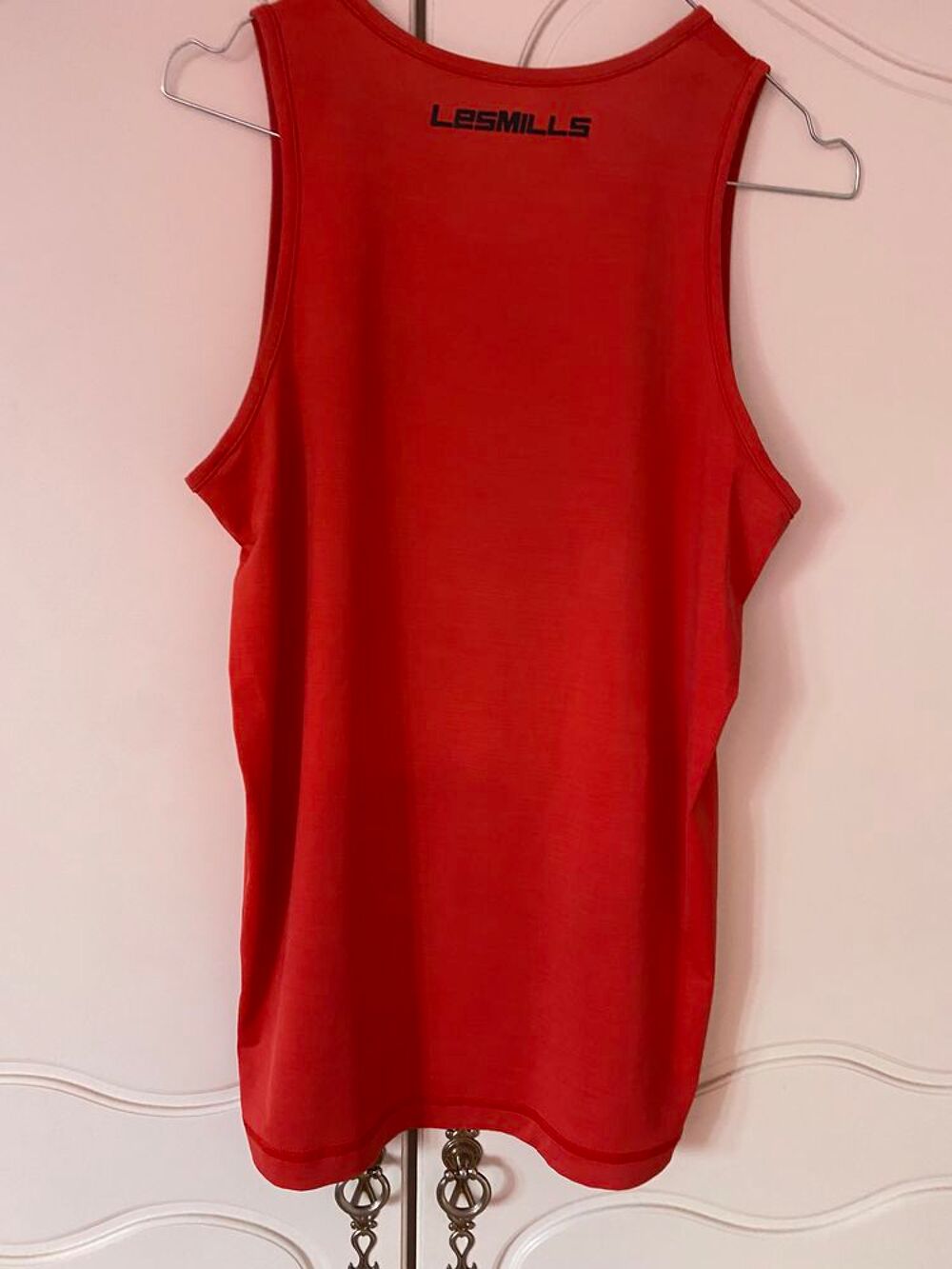 Tee-shirt rouge LesMills Vêtements