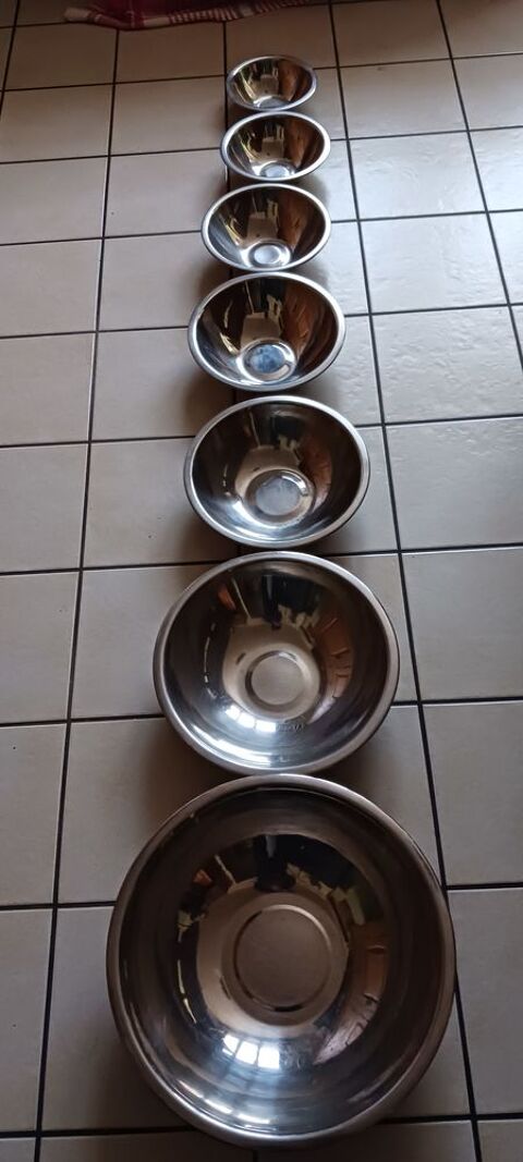 SERVICE SALADIER INOX 7 PIECES . 28 Fr�vent (62)