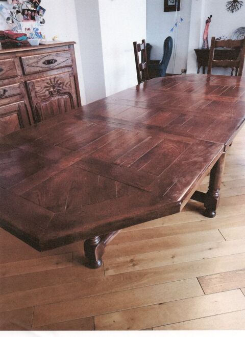 table salle � manger et chaises  400 Toul (54)