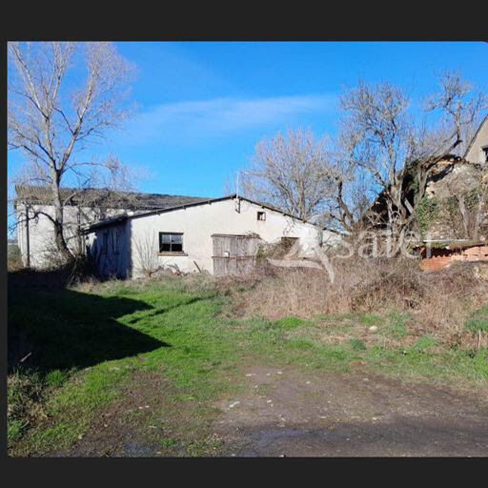 Vente Ferme Ferme à rénover entièrement + hangar +étable + terrains 