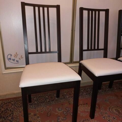 table+++4+chaises+salle+�  +manger 160 Metz (57)