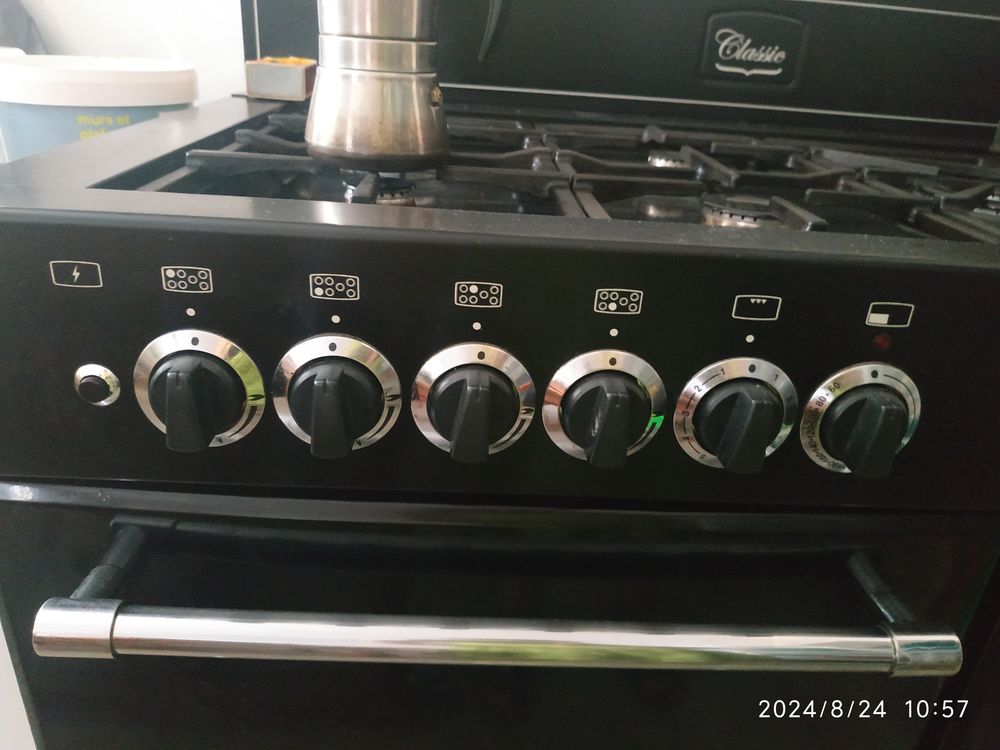 Cuisini&egrave;re Belling Classic - Gaz - Noire Electroménager