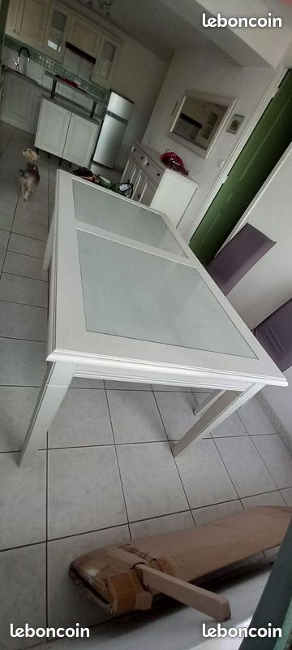 table de sejour blanche dessus verre Meubles