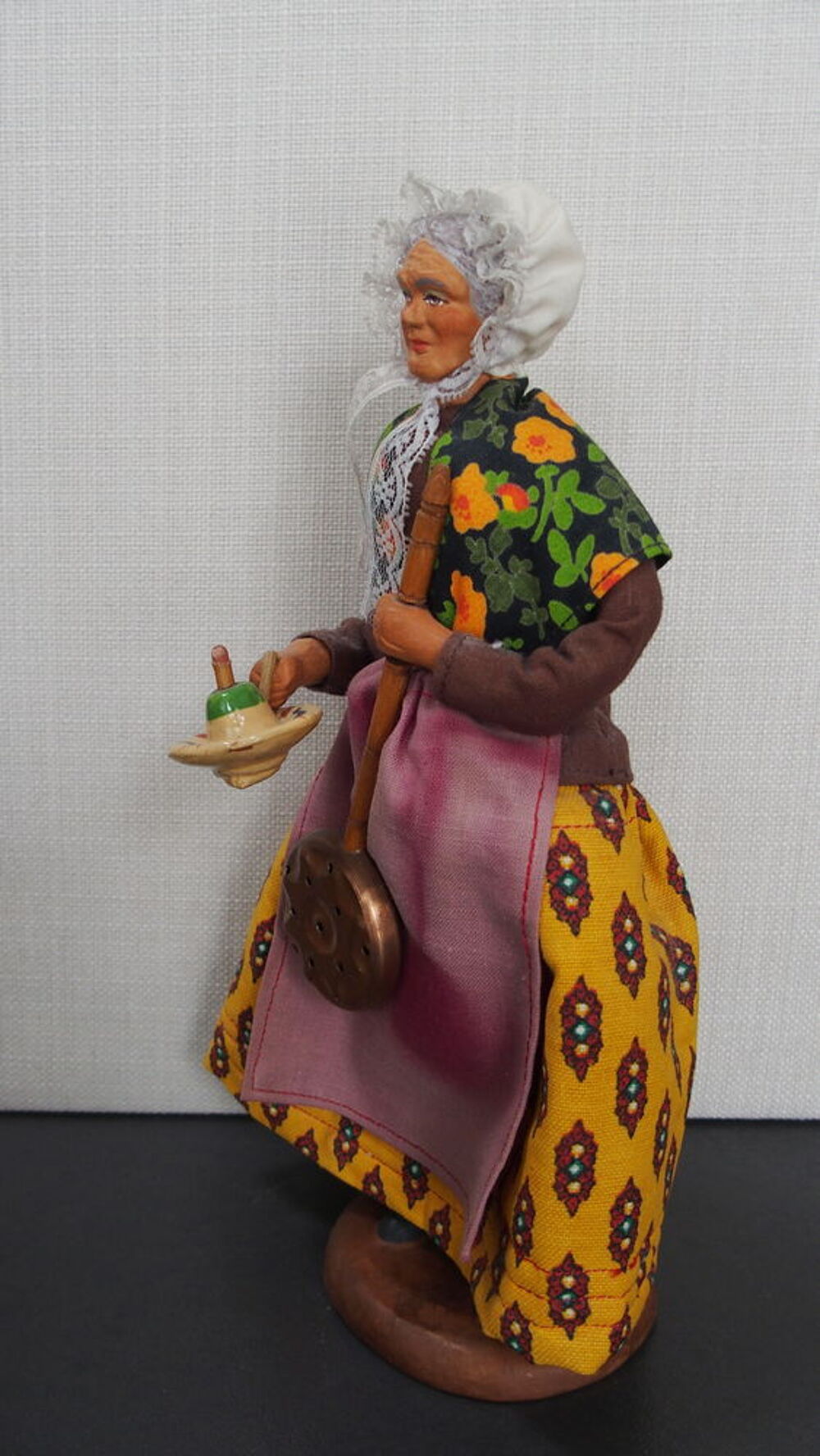 SANTON DE PROVENCE AUBAGNE CHAVE - FEMME BOUGIE (22 cm) 