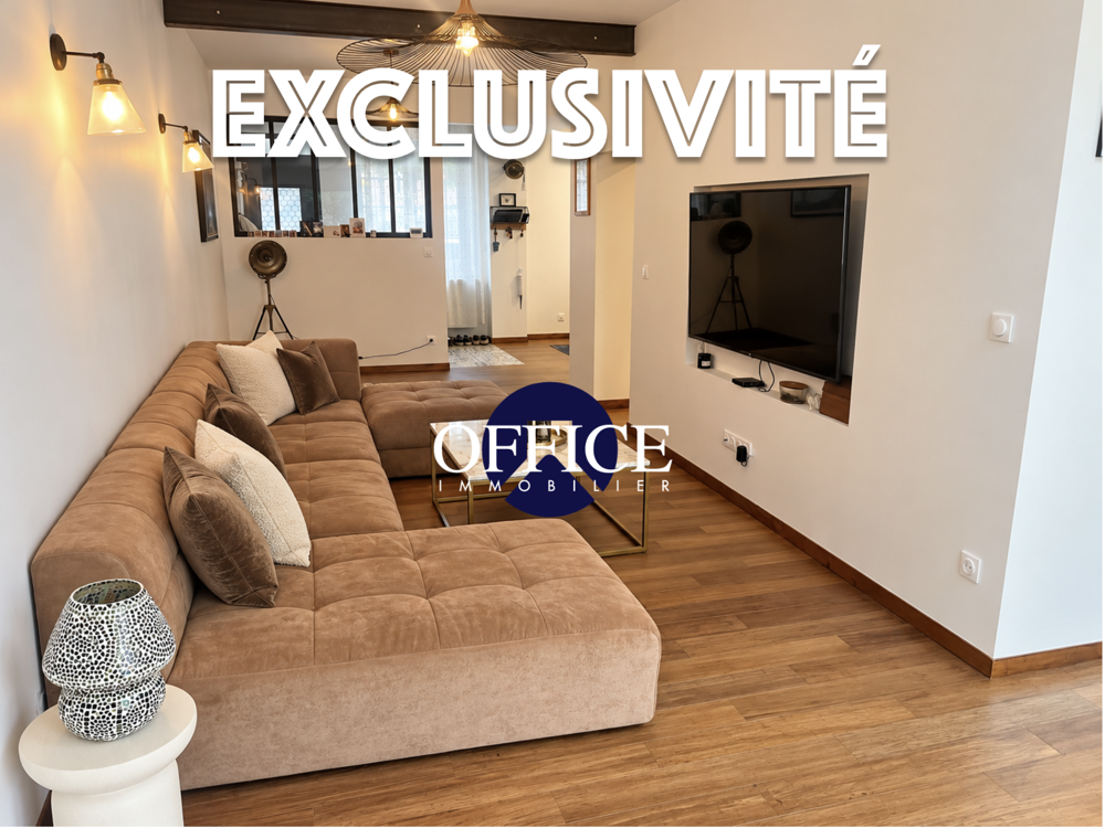 Vente Maison EXCLUSIVITÉ – LENS HYPERCENTRE MAISON 140 M² – 4 CHAMBRES – EXTÉRIEUR OUEST – GARAGE 3 VOITURES – RÉNOVATION COMPLÈTE UNE PÉPITE IMMOBILIÈRE AU CŒUR DE LENS ! Lens