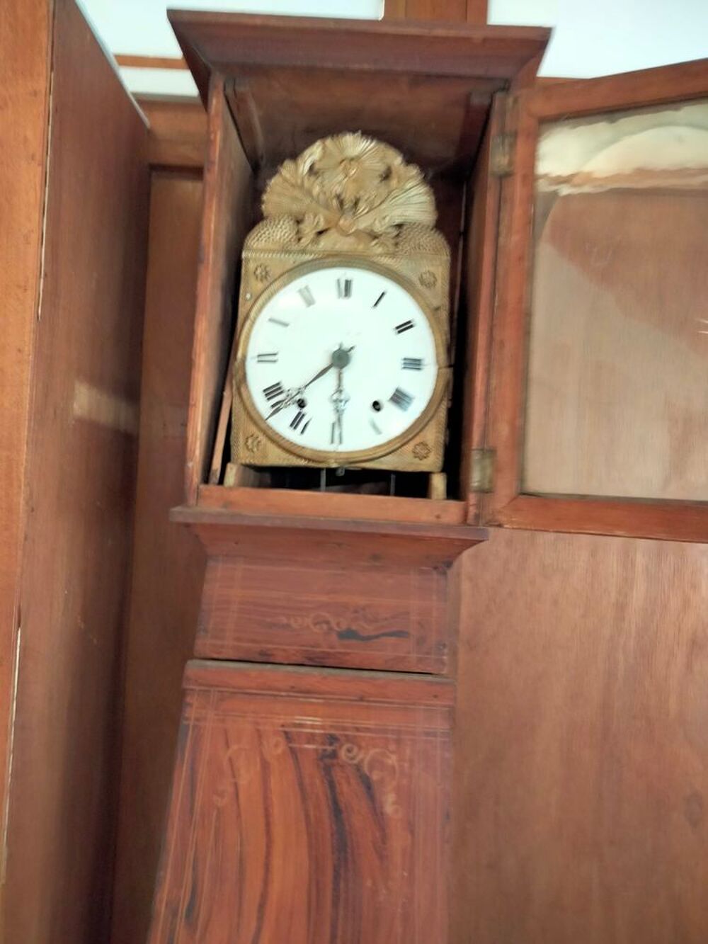 Horloge comtoise m&eacute;canique des ann&eacute;es 1935. Meubles