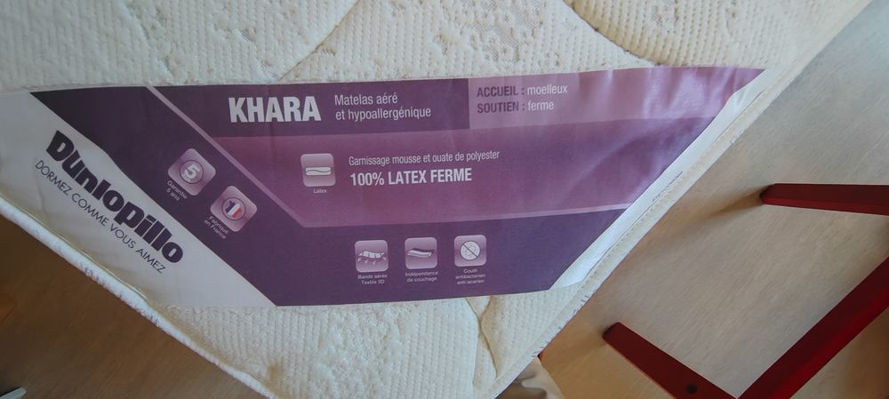 Banquette-lit- clic-clac + 2 coussins d&eacute;co (mod&egrave;le New York) Meubles