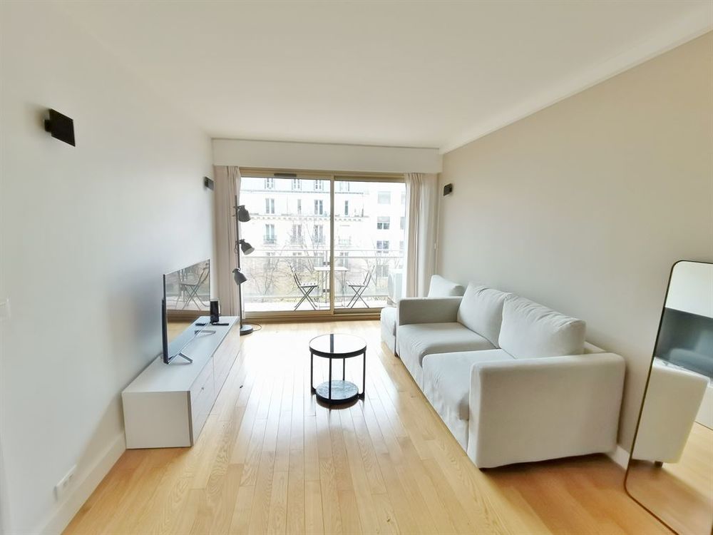 Location Appartement 2 pièces Arc de Triomphe Paris 8