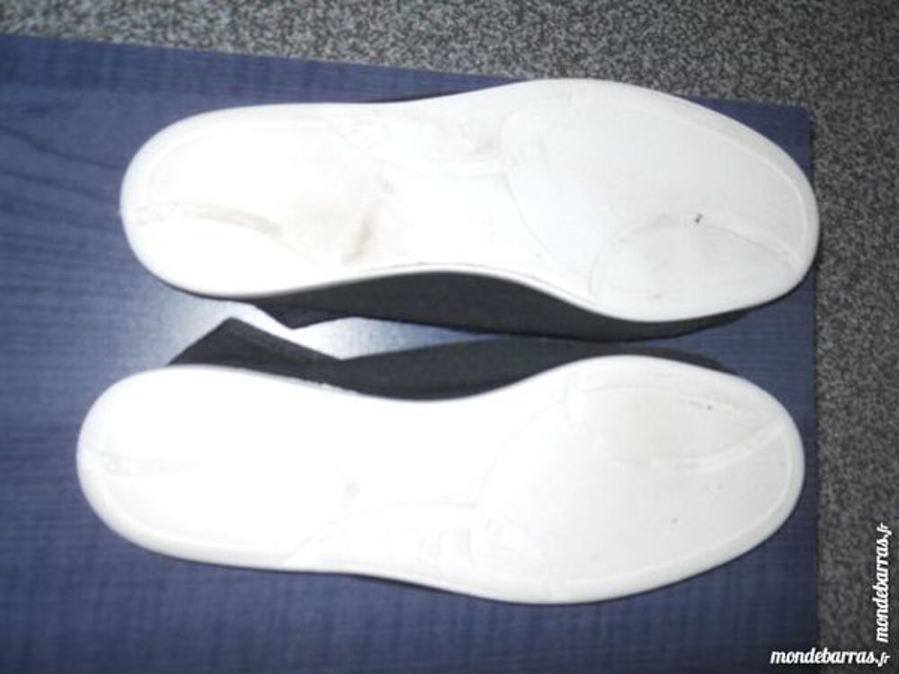3 paires de ballerines noires neuves Chaussures