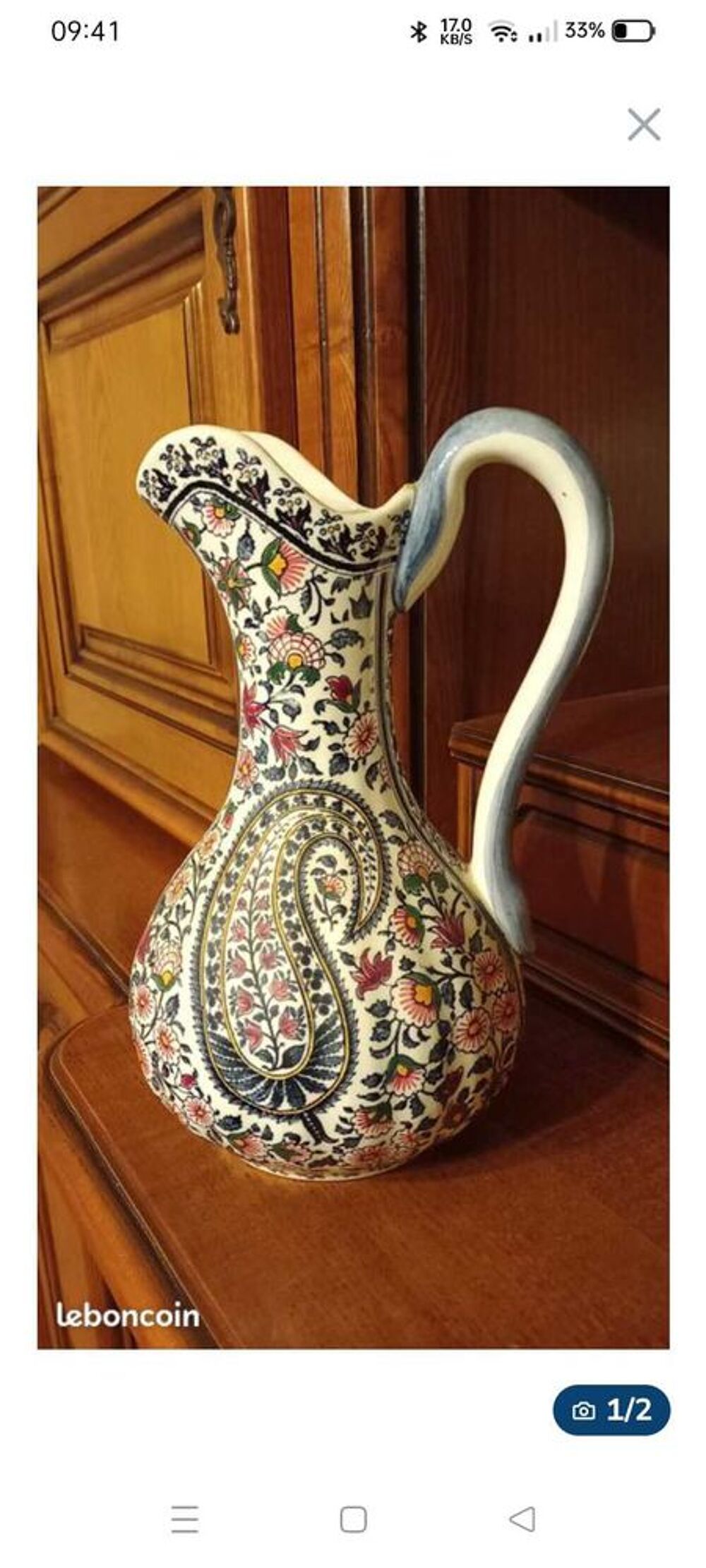 Beau pichet aigui&egrave;re en fa&iuml;ence de Gien motif Cachemire
Décoration