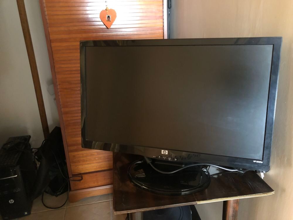 ECRAN PC PLAT HP S23131a Monitor NOIR 23 ?' en TBE Matériel informatique