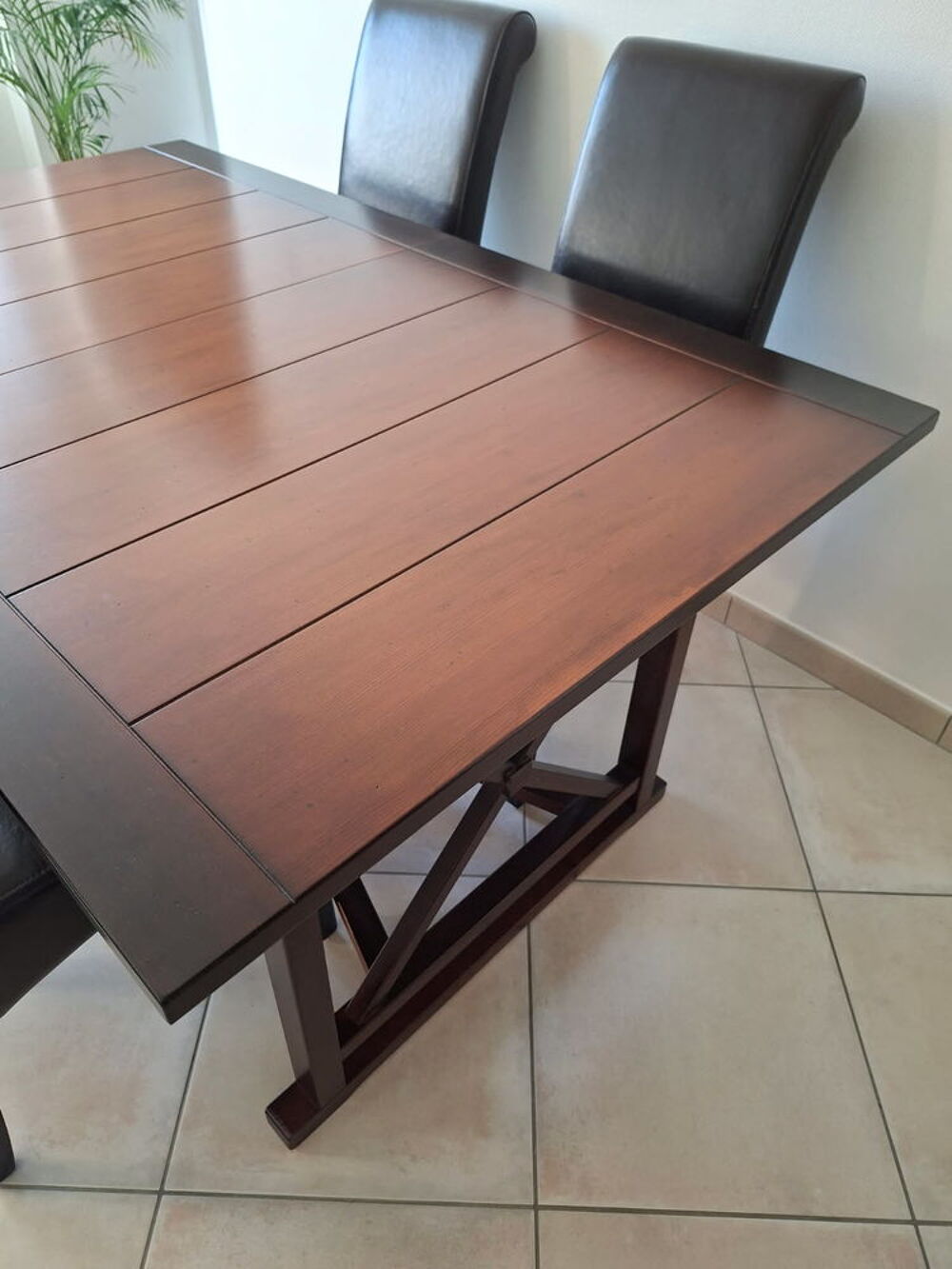 BELLE TABLE SALLE A MANGER Meubles