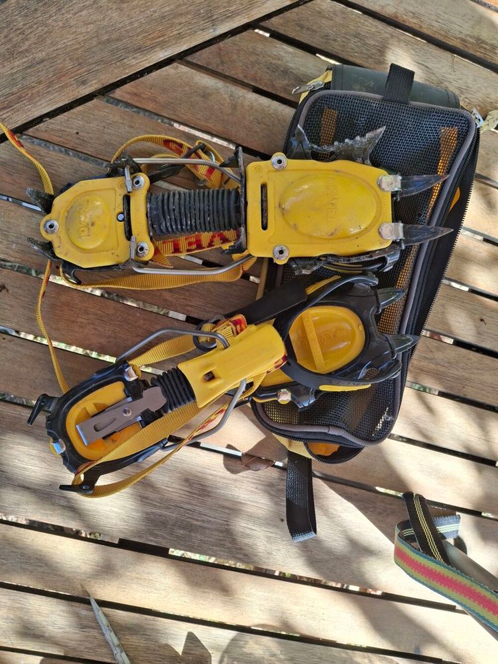 equipements de randonnees et alpinisme Sports