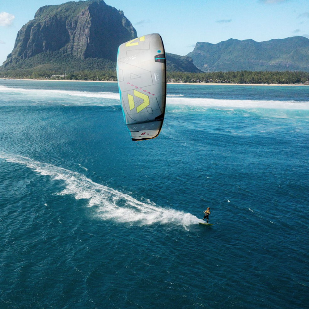   Réparation d'aile de kitesurf  