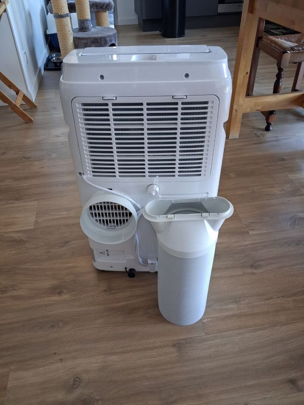 CLIMATISEUR MOBILE Electroménager