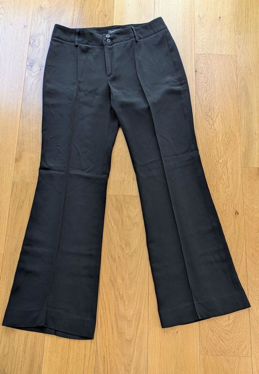Pantalon noir classique
Tara jarmon Vêtements