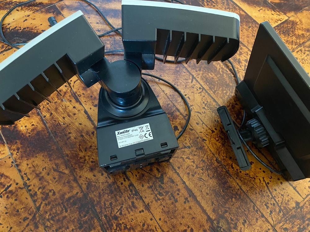 Lampe solaire d?ext&eacute;rieur XanLite Electroménager